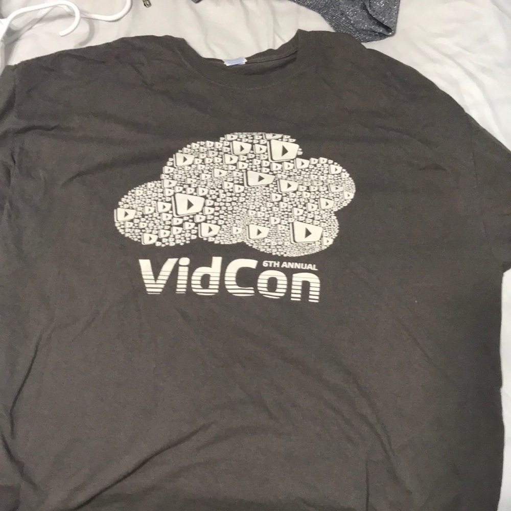 6th annual vidcon shirt